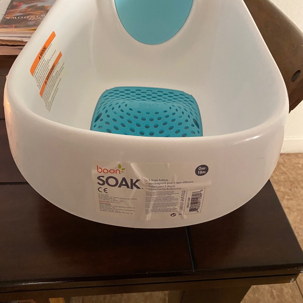 Baby bathtub